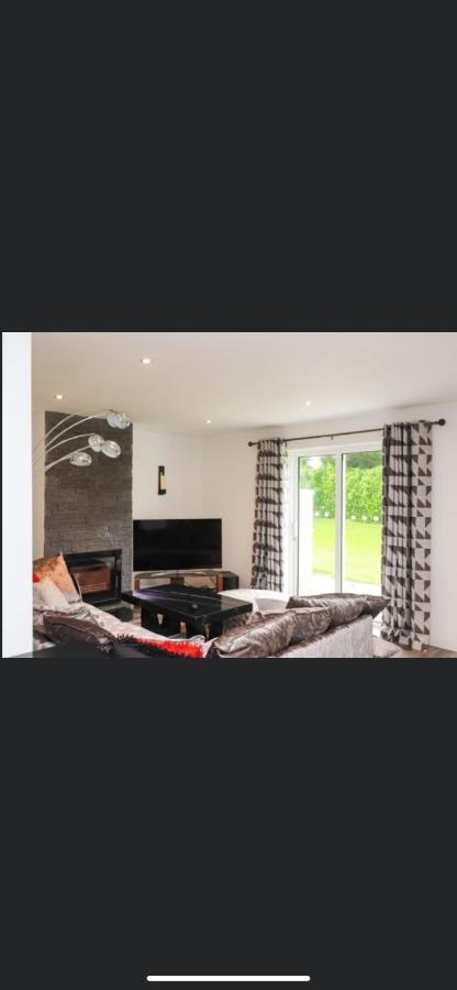 20 Holiday Cottage, East End 巴利巴宁 外观 照片