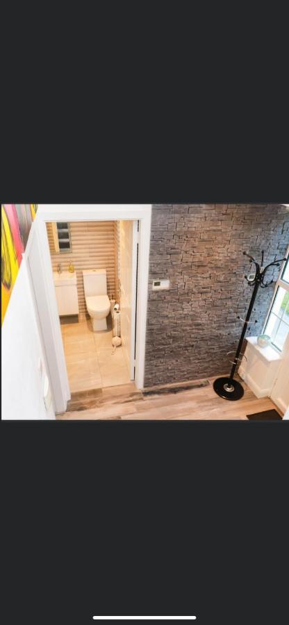 20 Holiday Cottage, East End 巴利巴宁 外观 照片